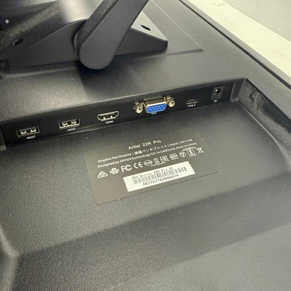 XP-Pen Artist 22R Pro Graphics Drawing Tablet Screen 60° Tilt 8192 Levels Used - Picture 3 of 7